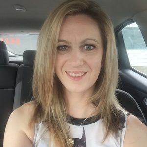 Meet your Posher, Corrine